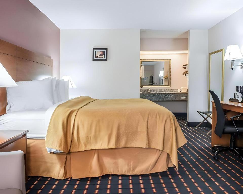 מריאנה Quality Inn מראה חיצוני תמונה