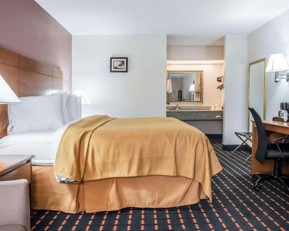 מריאנה Quality Inn מראה חיצוני תמונה