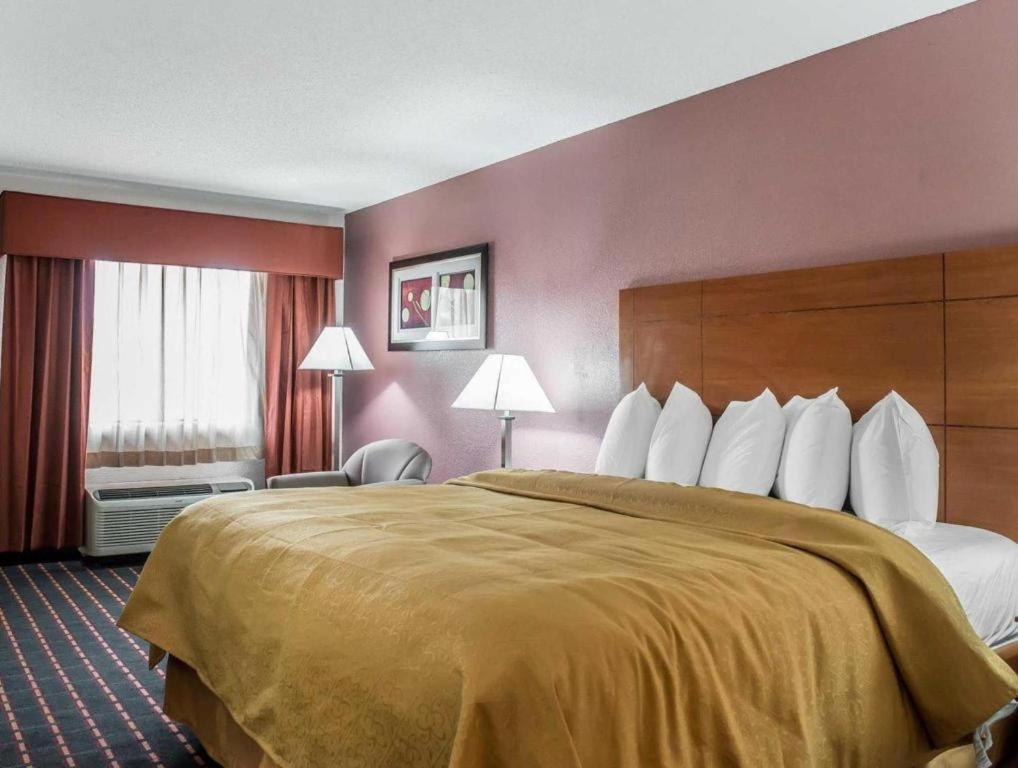 מריאנה Quality Inn מראה חיצוני תמונה