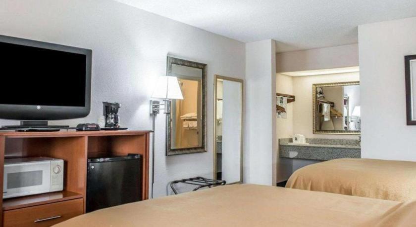 מריאנה Quality Inn מראה חיצוני תמונה