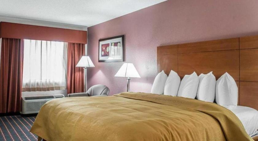 מריאנה Quality Inn מראה חיצוני תמונה